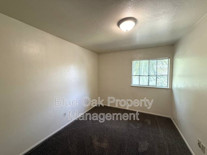 Apartment for rent at 390 Ash St #4, Chico, CA 95928