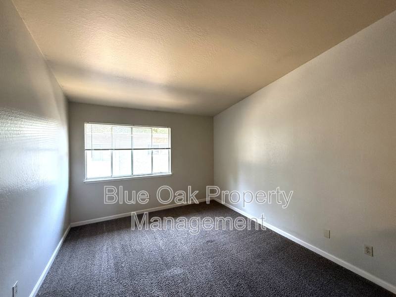 Apartment for rent at 390 Ash St #4, Chico, CA 95928