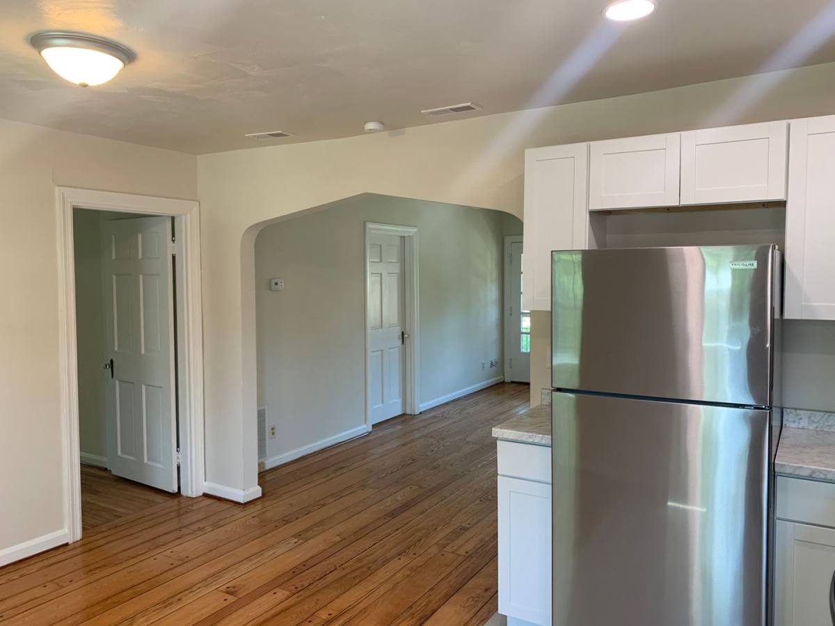 Apartment for rent at 2923 Victoria Ave, Cincinnati, OH 45208