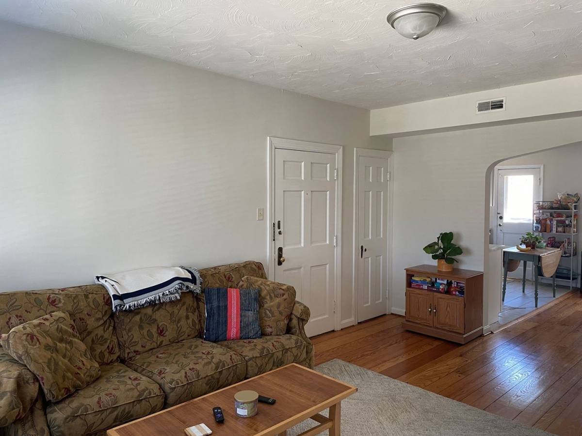 Apartment for rent at 2923 Victoria Ave, Cincinnati, OH 45208