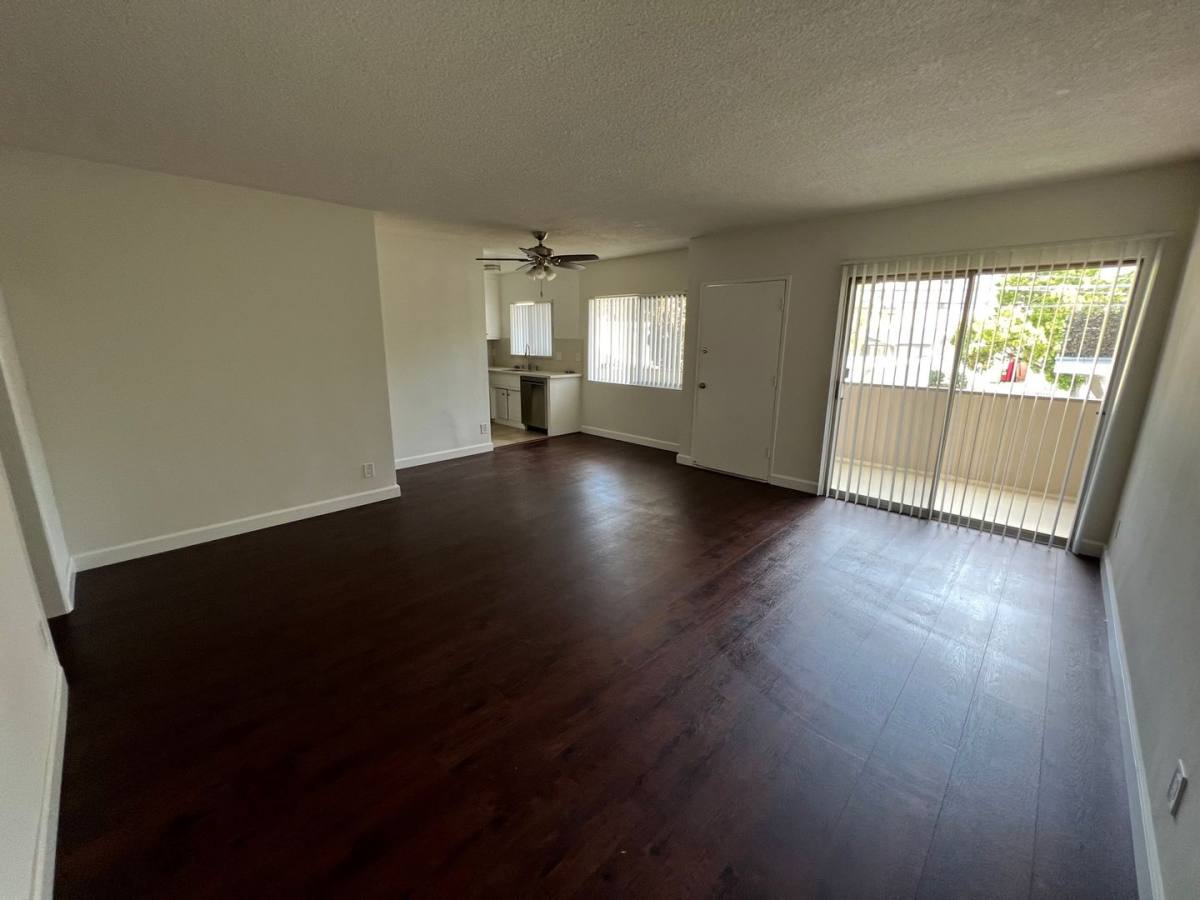 Apartment for rent at 11707 Goshen Ave, Los Angeles, CA 90049
