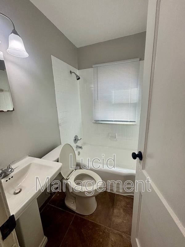 House for rent at 1547 Longfield Ave, Louisville, KY 40215