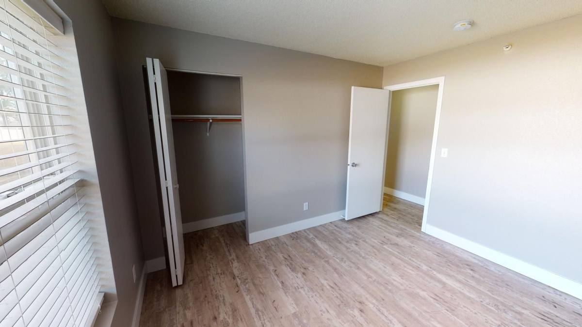 Apartment for rent at 1241 S Hutchins Ave, York, NE 68467