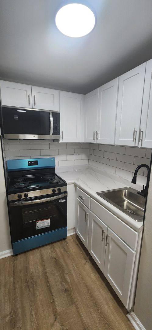 Apartment for rent at 18 Huron Ave, Norwood, PA 19074