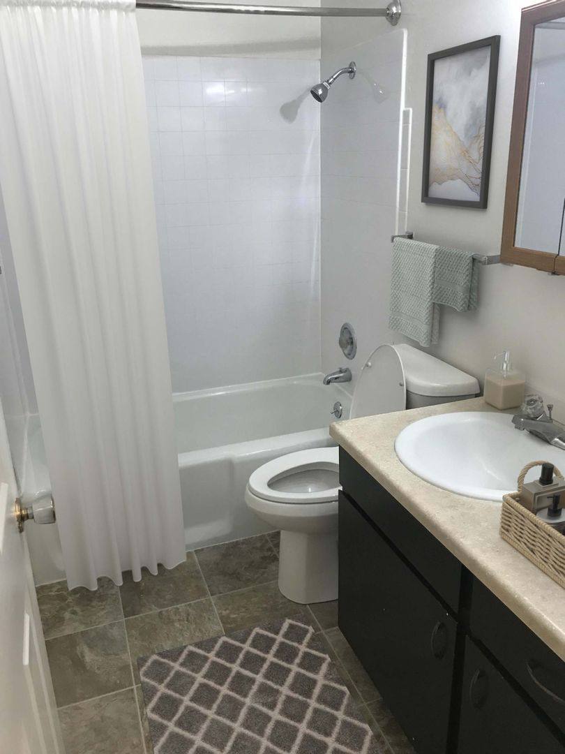 Apartment for rent at 4004 Bell Ave, Yakima, WA 98908