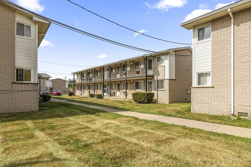 Apartment for rent at 750 Harrison Blvd #5, Lincoln Park, MI 48146
