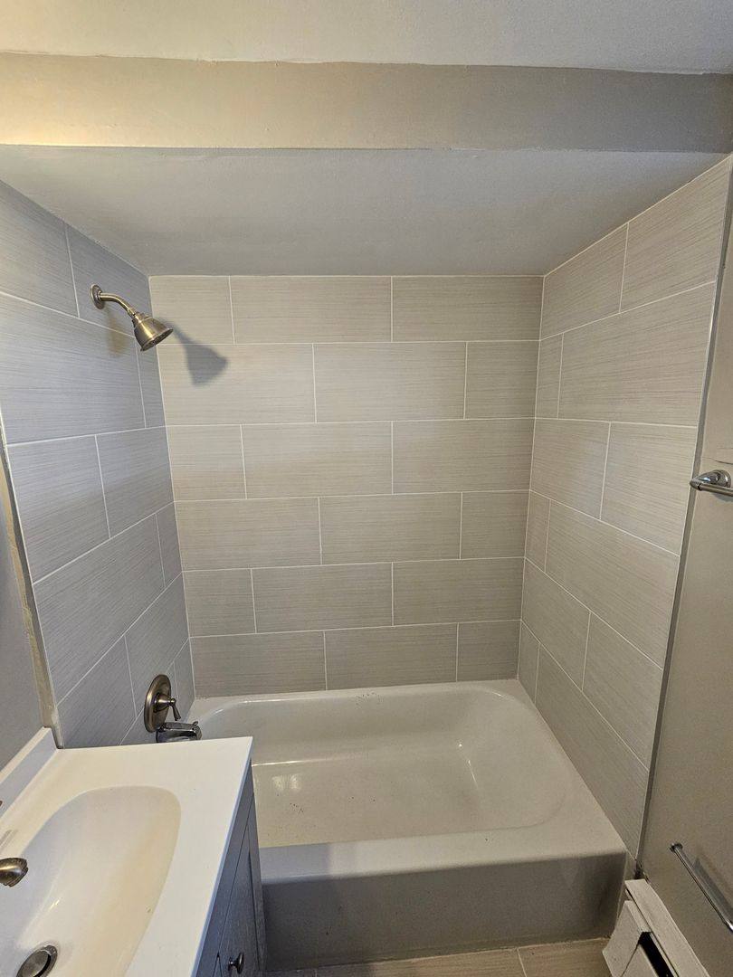 Apartment for rent at 4400 Rocky River Dr, Cleveland, OH 44135