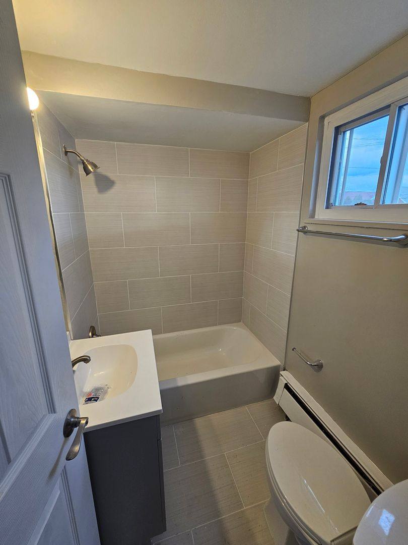 Apartment for rent at 4400 Rocky River Dr, Cleveland, OH 44135