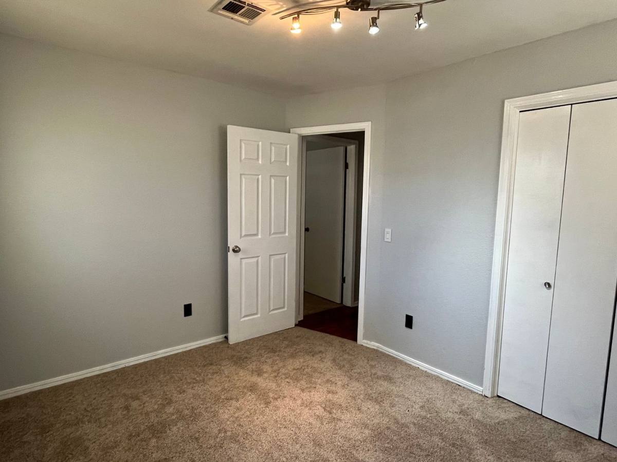 House for rent at 1809 Michell Dr, Oklahoma City, OK 73141