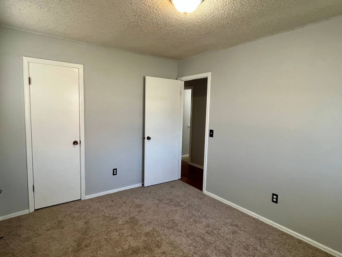 House for rent at 1809 Michell Dr, Oklahoma City, OK 73141