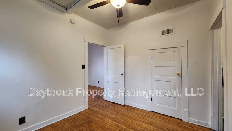 Apartment for rent at 6 11th St S, Fargo, ND 58103