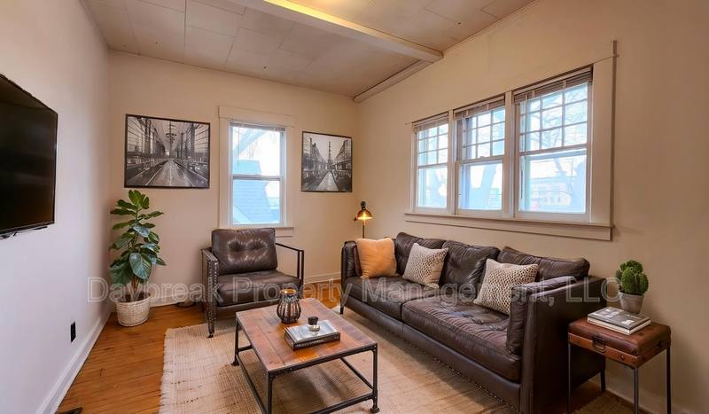 Apartment for rent at 6 11th St S, Fargo, ND 58103