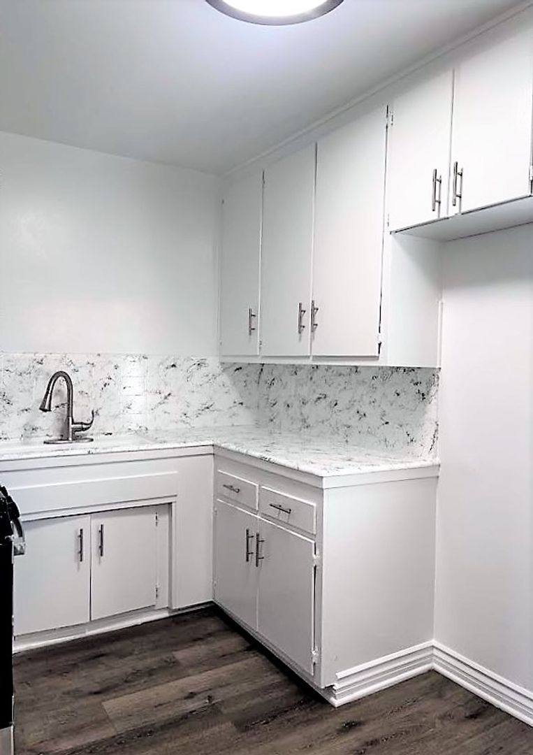 Apartment for rent at 1600 W 5th St, Oxnard, CA 93030