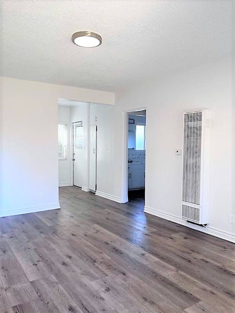 Apartment for rent at 1600 W 5th St, Oxnard, CA 93030