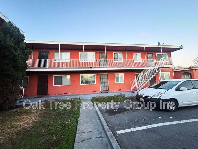 Apartment for rent at 922 Carlson Blvd #5, Richmond, CA 94804