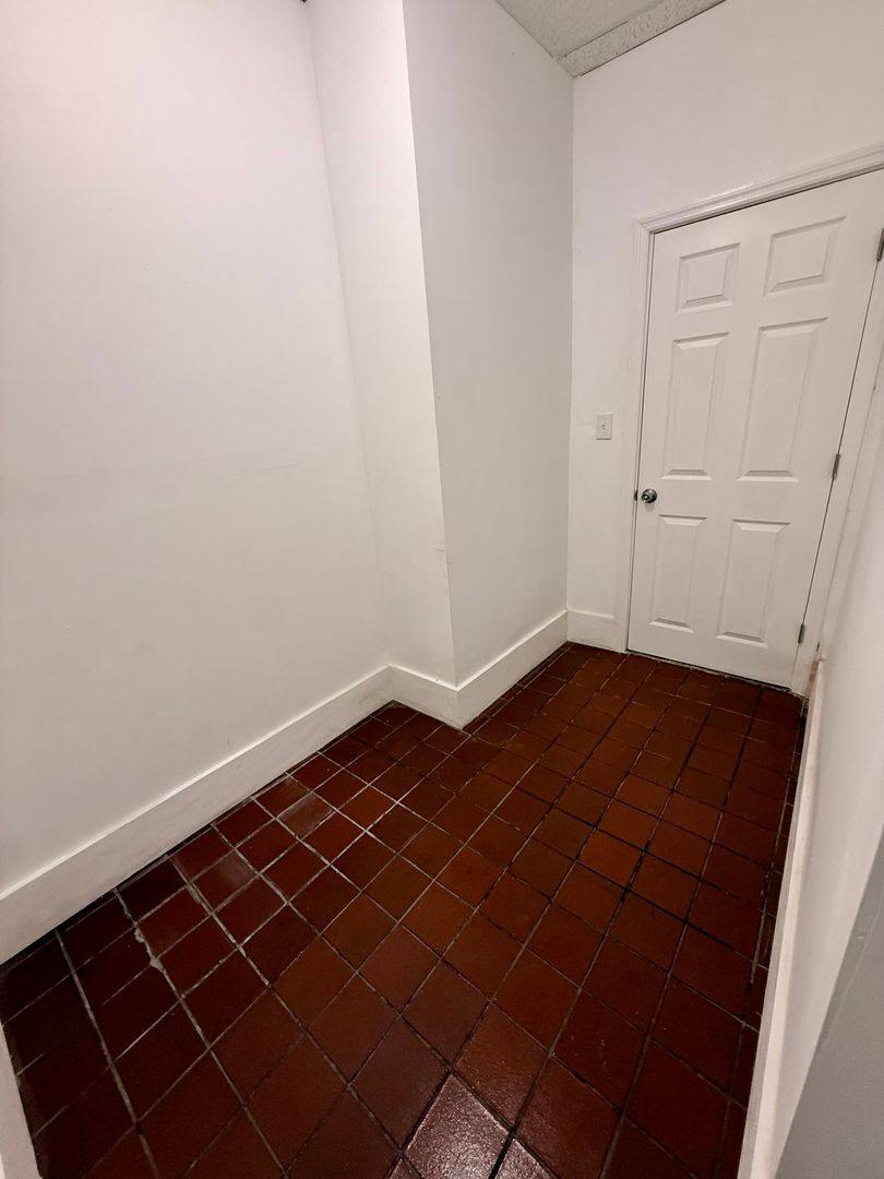 Apartment for rent at 901 Brunswick Ave, Trenton, NJ 08638