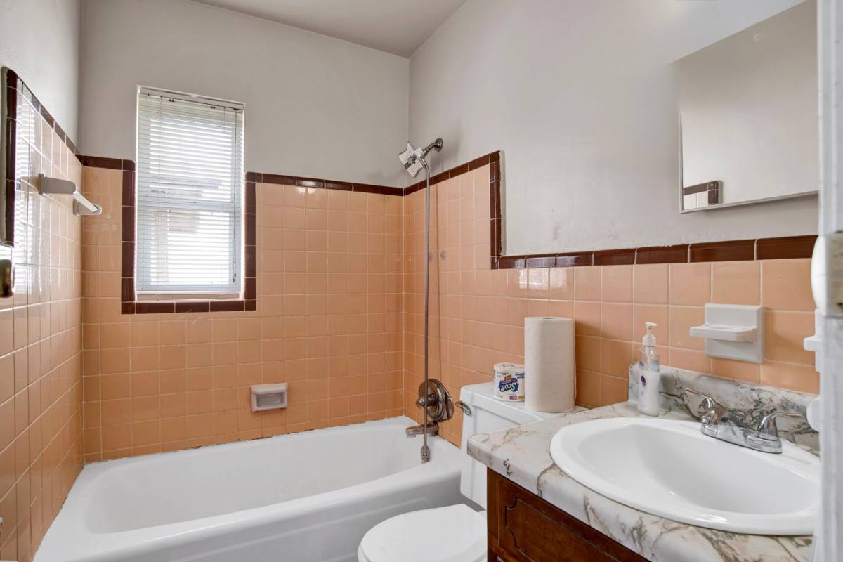 House for rent at 2802 W Gonzalez St, Pensacola, FL 32505