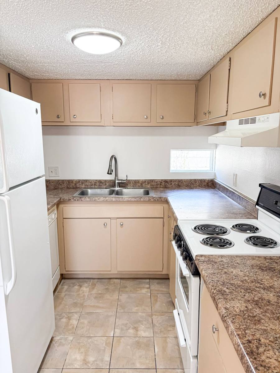 Apartment for rent at 6802 N 17th Ave, Phoenix, AZ 85015