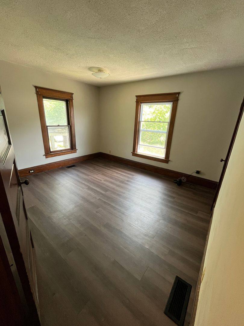 Apartment for rent at 549 Pine St, Meadville, PA 16335
