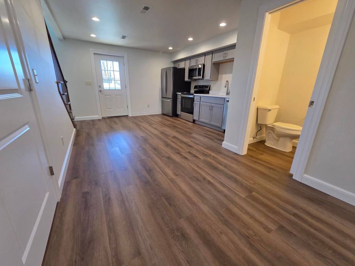 Apartment for rent at 43 W Main St, Jeromesville, OH 44840