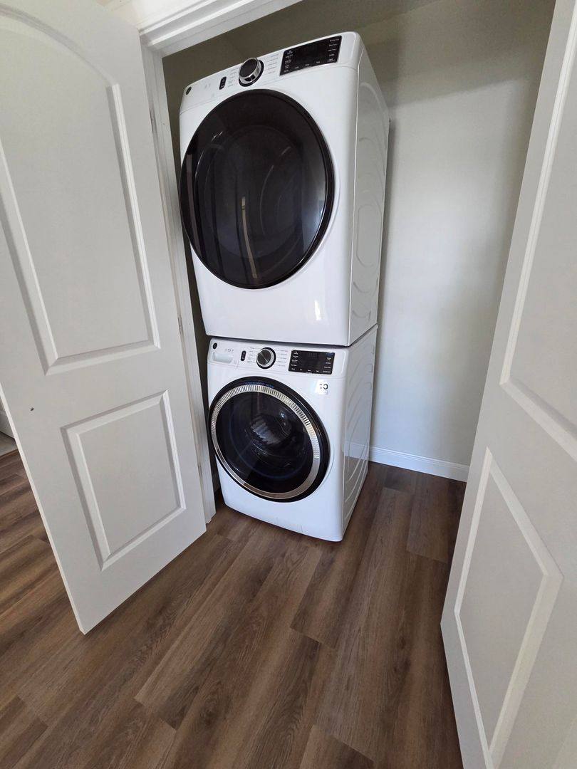 Apartment for rent at 43 W Main St, Jeromesville, OH 44840