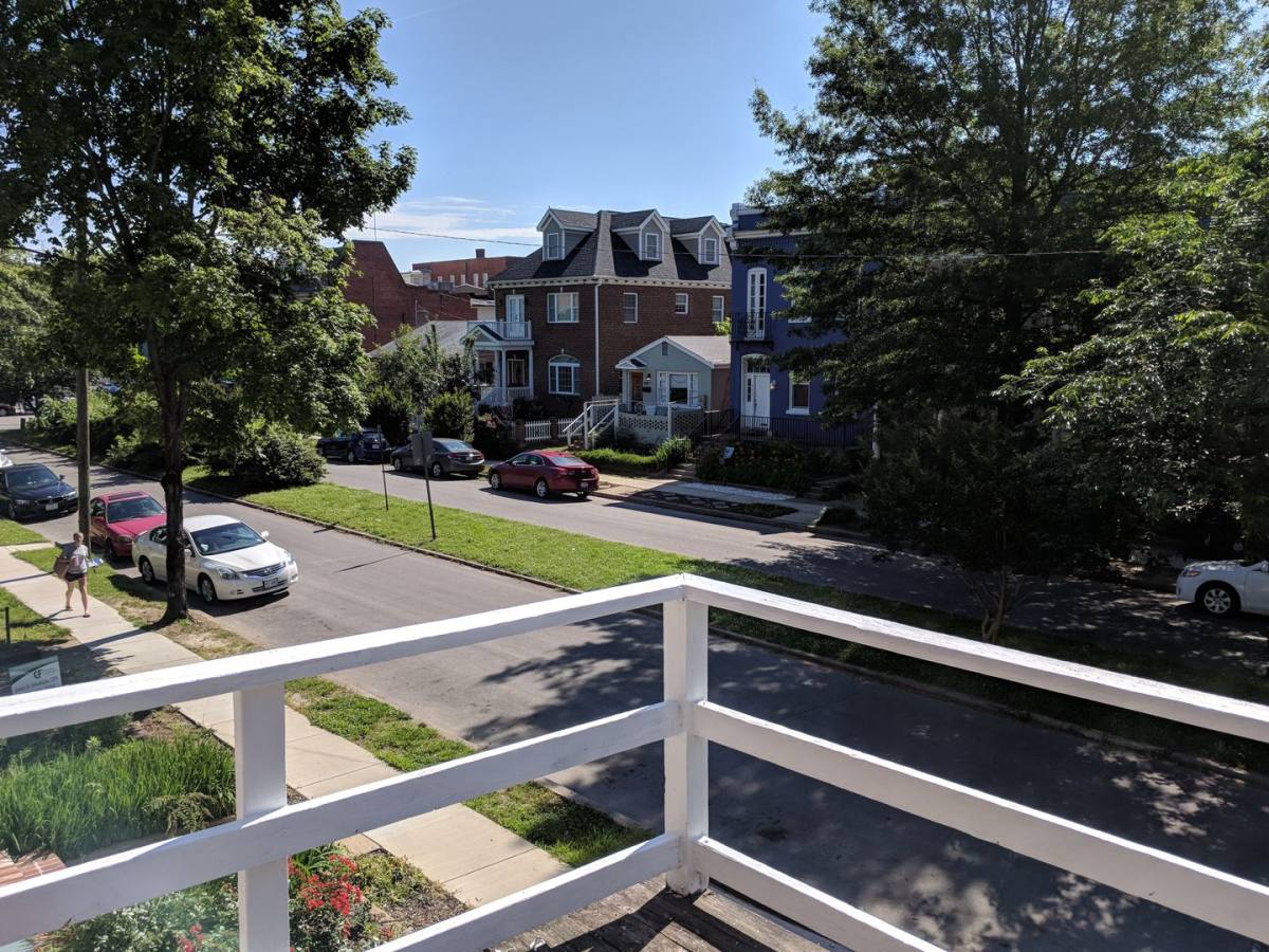 Apartment for rent at 118 S Colonial Ave, Richmond, VA 23221