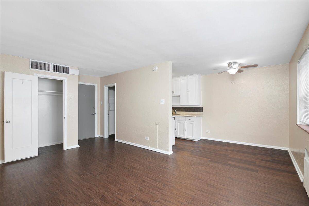 Apartment for rent at 1180 Colorado Blvd, Denver, CO 80206