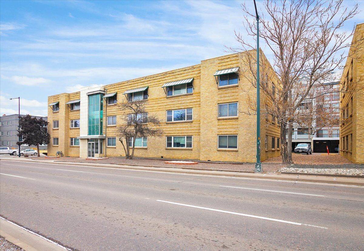 Apartment for rent at 1180 Colorado Blvd, Denver, CO 80206