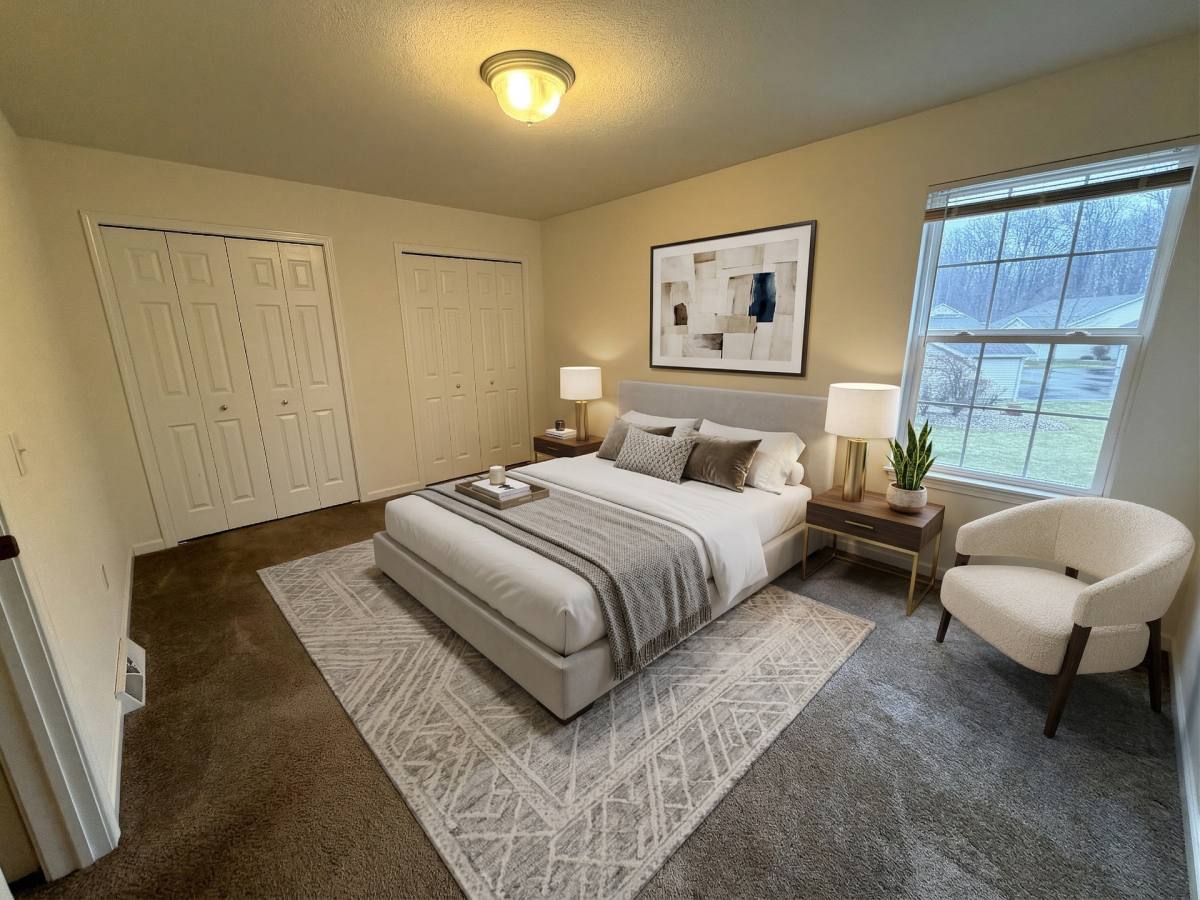 Townhouse for rent at 10 Sandpiper Trail SE, Warren, OH 44484
