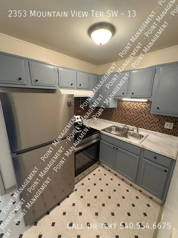Apartment for rent at 2353 Mountain View Terrace SW #13, Roanoke, VA 24015