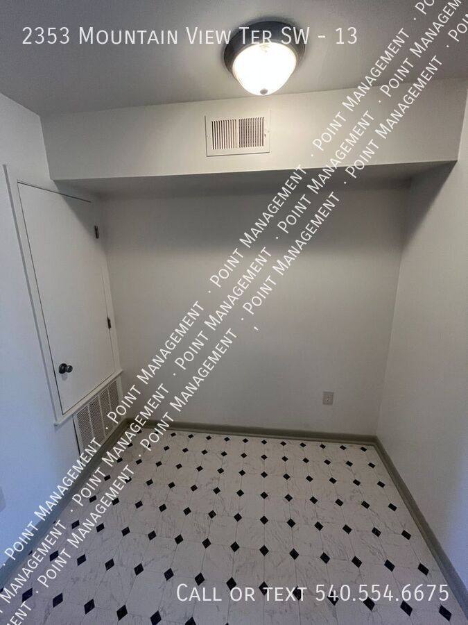 Apartment for rent at 2353 Mountain View Terrace SW #13, Roanoke, VA 24015