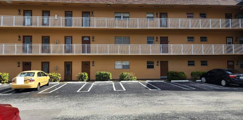 Apartment for rent at 5031 W Oakland Park Blvd #307, Fort Lauderdale, FL 33313
