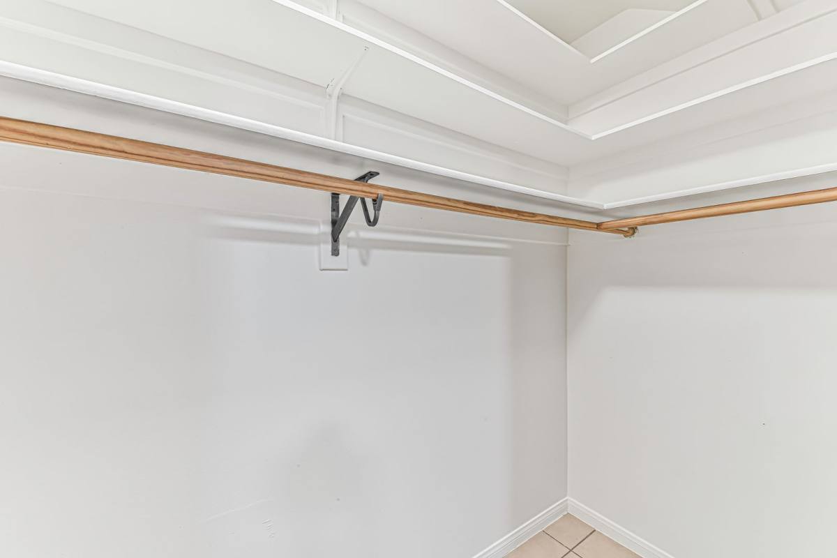 Apartment for rent at 319 Hermosa Ave, Long Beach, CA 90802