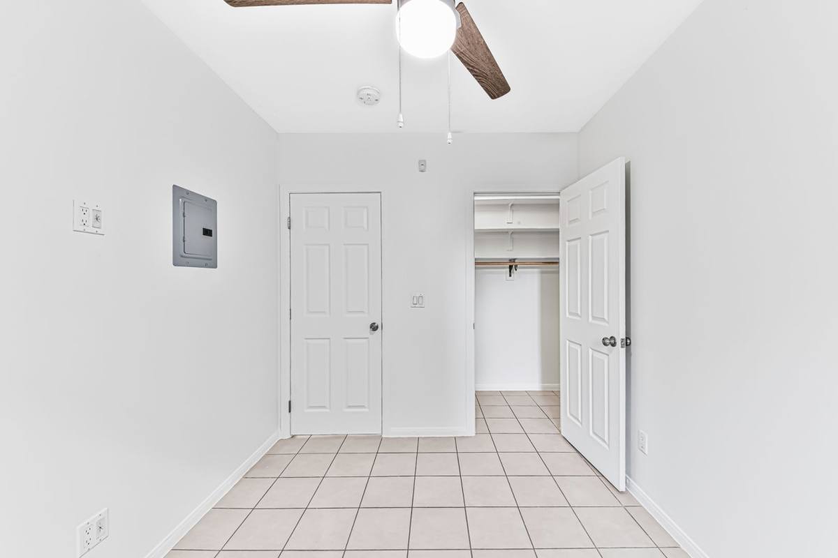 Apartment for rent at 319 Hermosa Ave, Long Beach, CA 90802