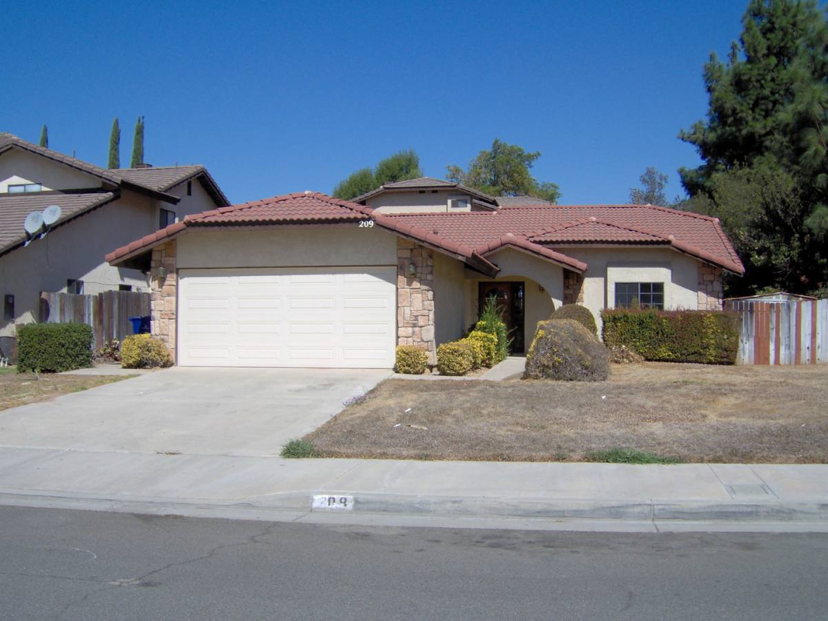 House for rent at 209 Deborah Court, Riverside, CA 92507