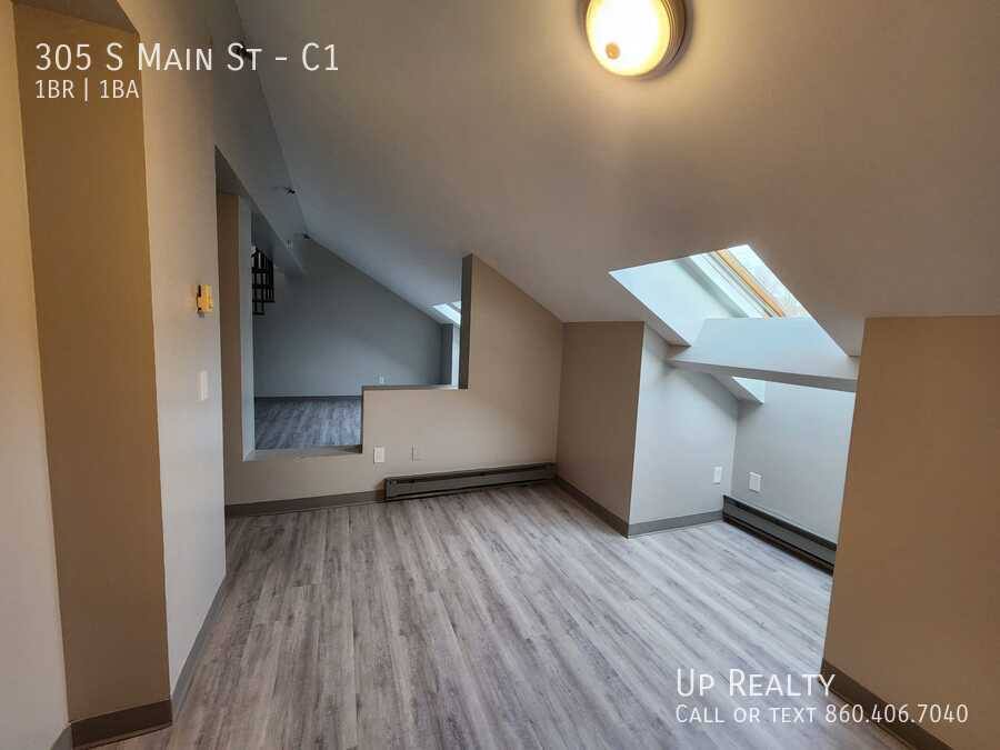 Apartment for rent at 305 S Main St #C1, Middletown, CT 06457