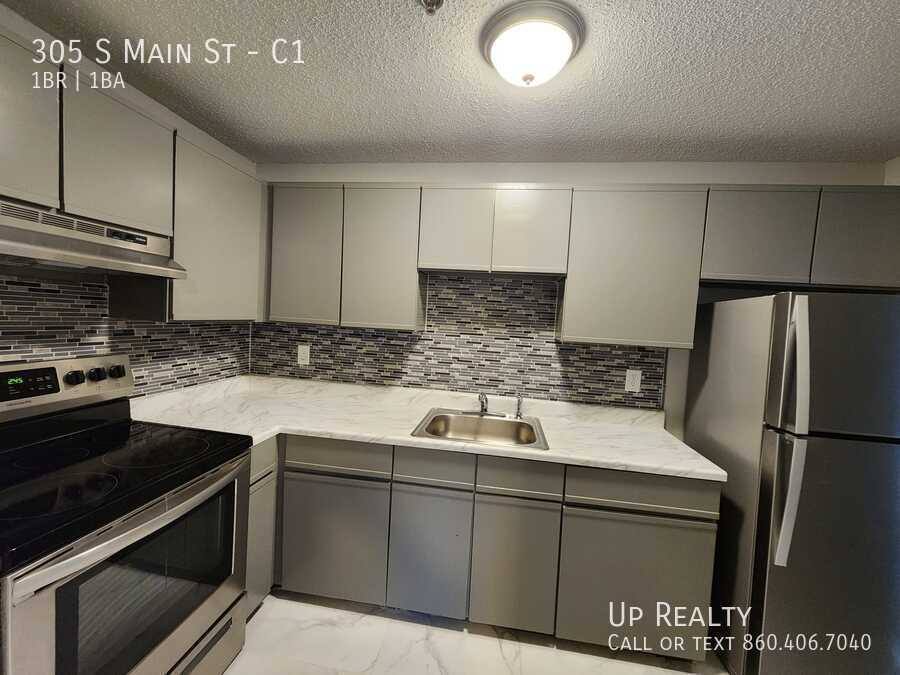 Apartment for rent at 305 S Main St #C1, Middletown, CT 06457