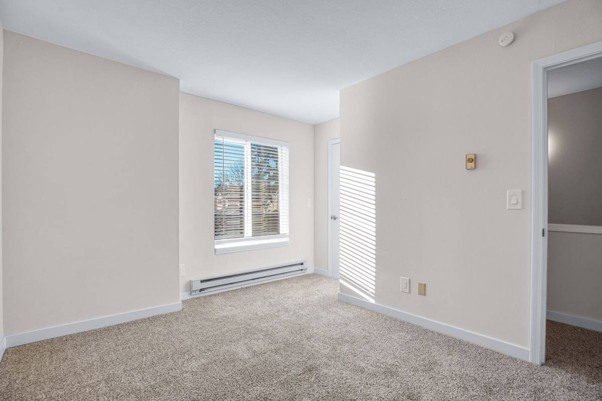 Townhouse for rent at 4380-4390 SE 122nd Ave, Portland, OR 97236