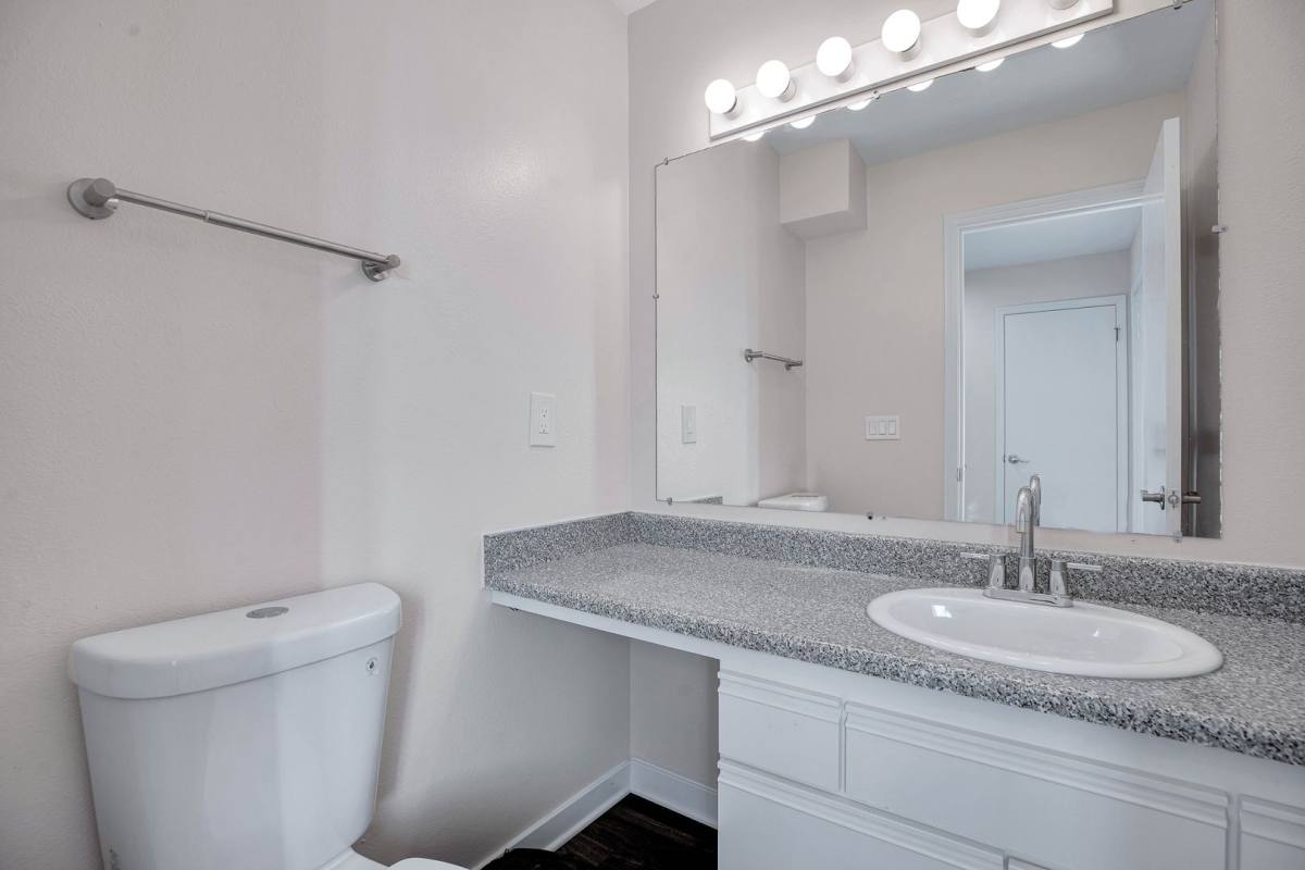 Townhouse for rent at 4380-4390 SE 122nd Ave, Portland, OR 97236