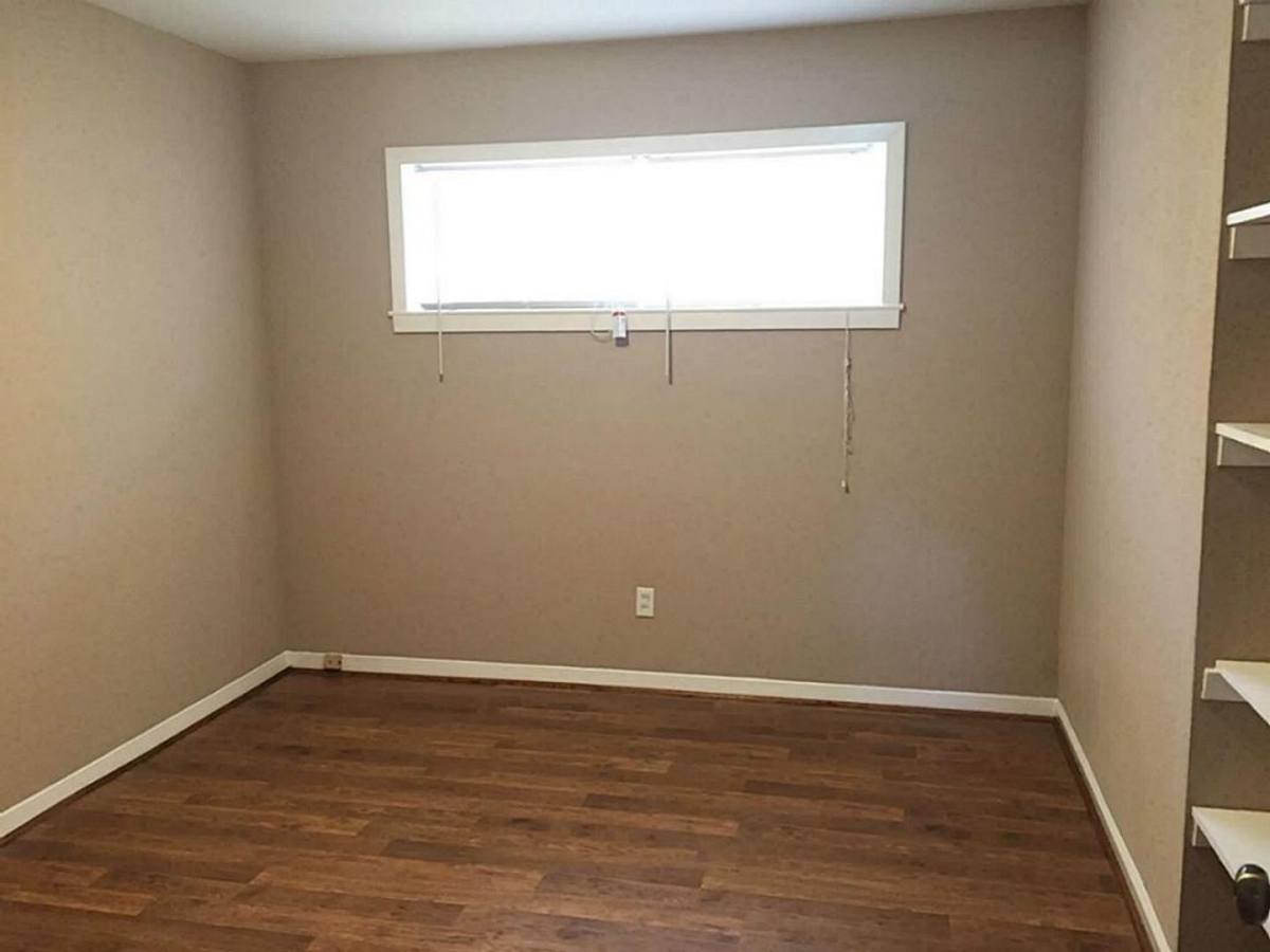 Apartment for rent at 8208 Ash Rd, Texas City, TX 77591