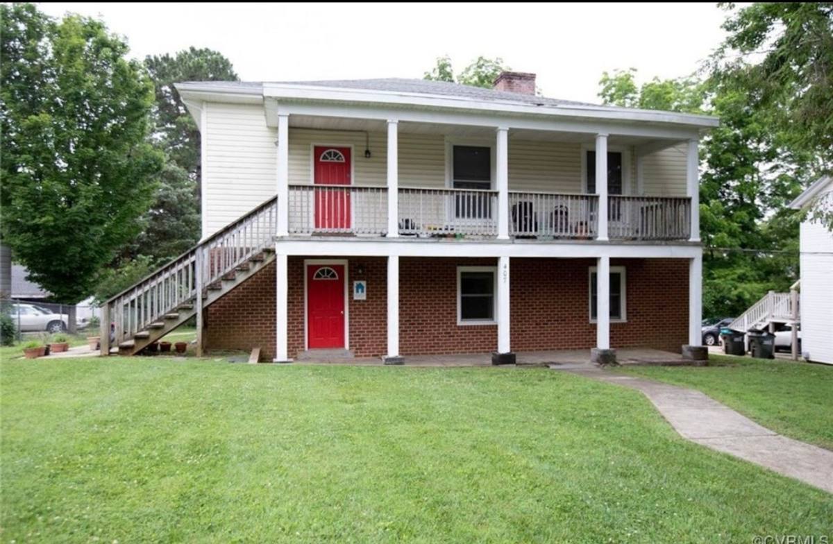 Apartment for rent at 407 E Second St, Farmville, VA 23901
