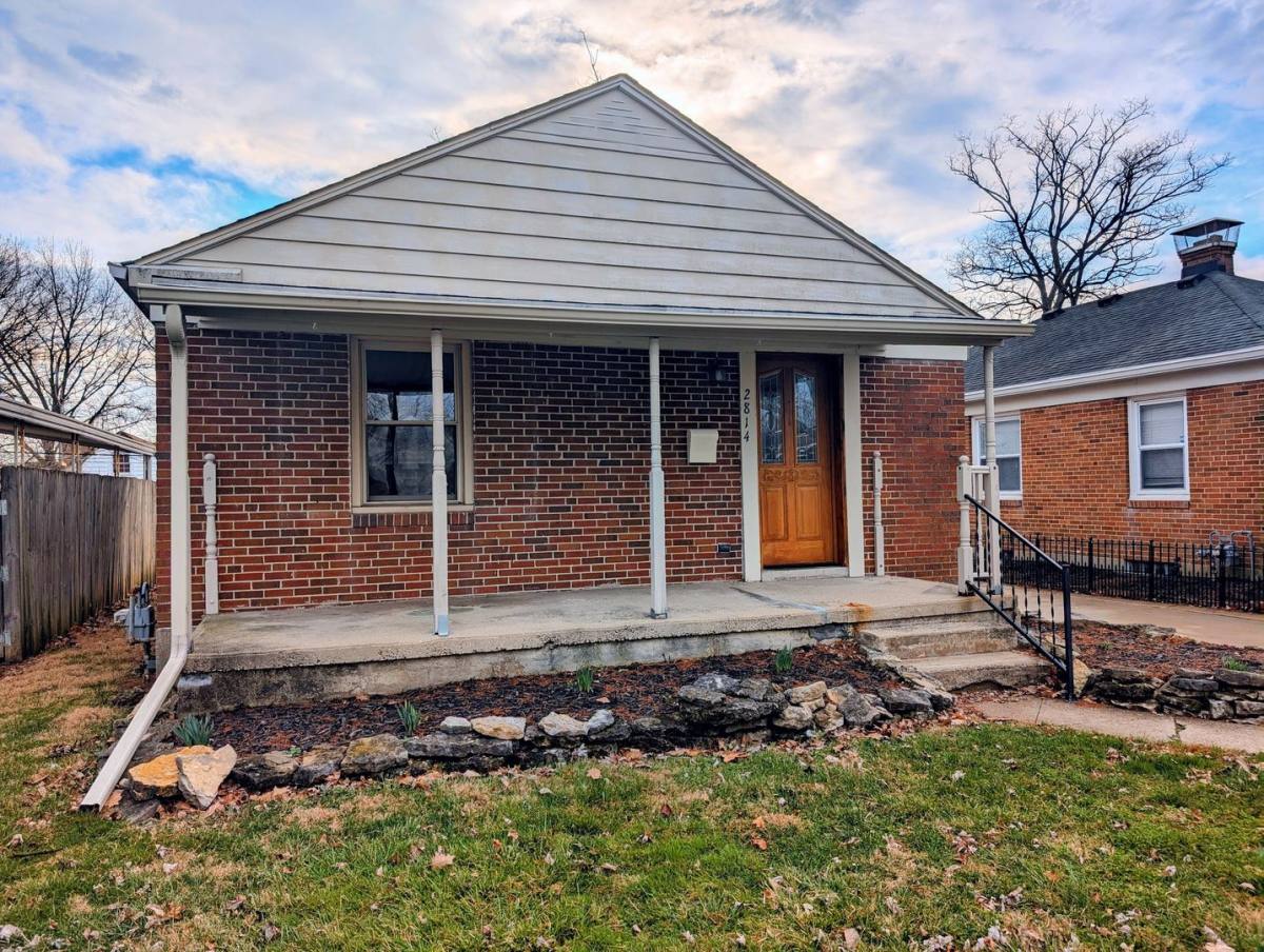 House for rent at 2814 Kenview Ave, Dayton, OH 45420