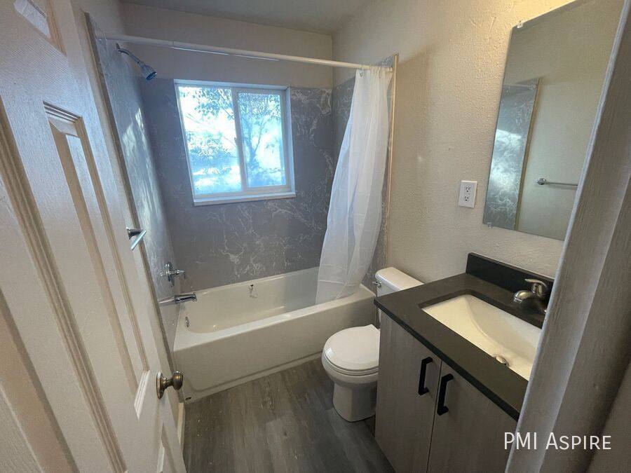 Apartment for rent at 2376 Emporia St, Aurora, CO 80010