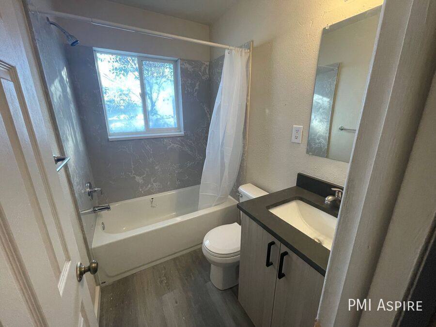 Apartment for rent at 2376 Emporia St, Aurora, CO 80010