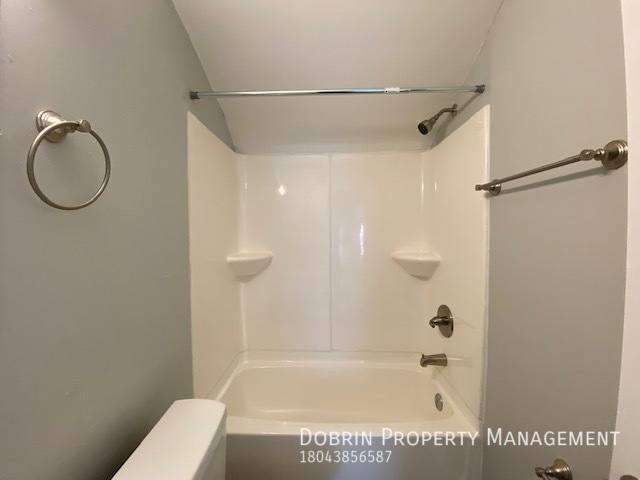 Apartment for rent at 307 W Grace St, Richmond, VA 23220