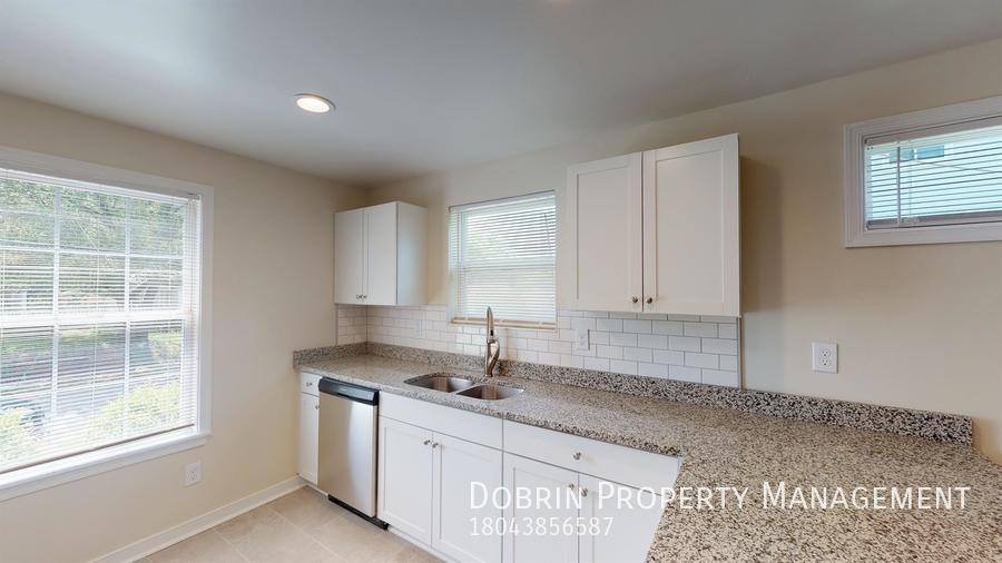 Apartment for rent at 1424 Winder St #1, Richmond, VA 23220