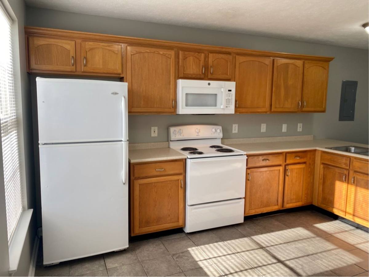 Apartment for rent at 1740 Baltimore Dr, Clarksville, TN 37043