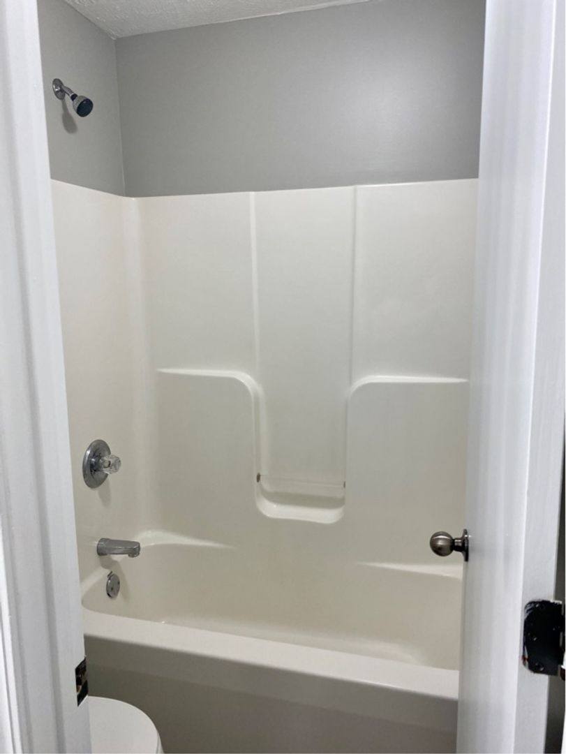 Apartment for rent at 1740 Baltimore Dr, Clarksville, TN 37043
