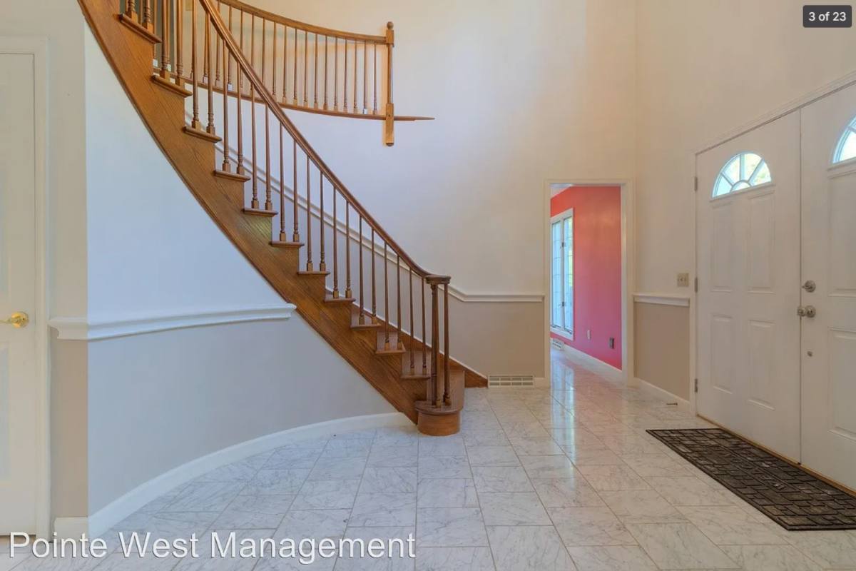 House for rent at 1602 Greenwood Dr, Blacksburg, VA 24060