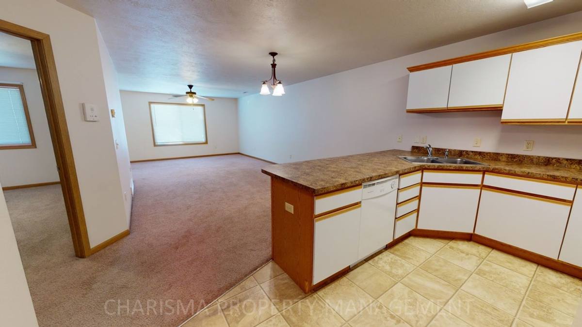Apartment for rent at 906 N Western Ave, Hartford, SD 57033